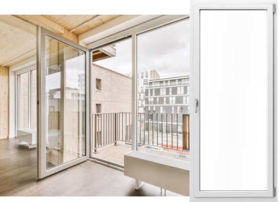 Puerta balconera pvc tonos blancos