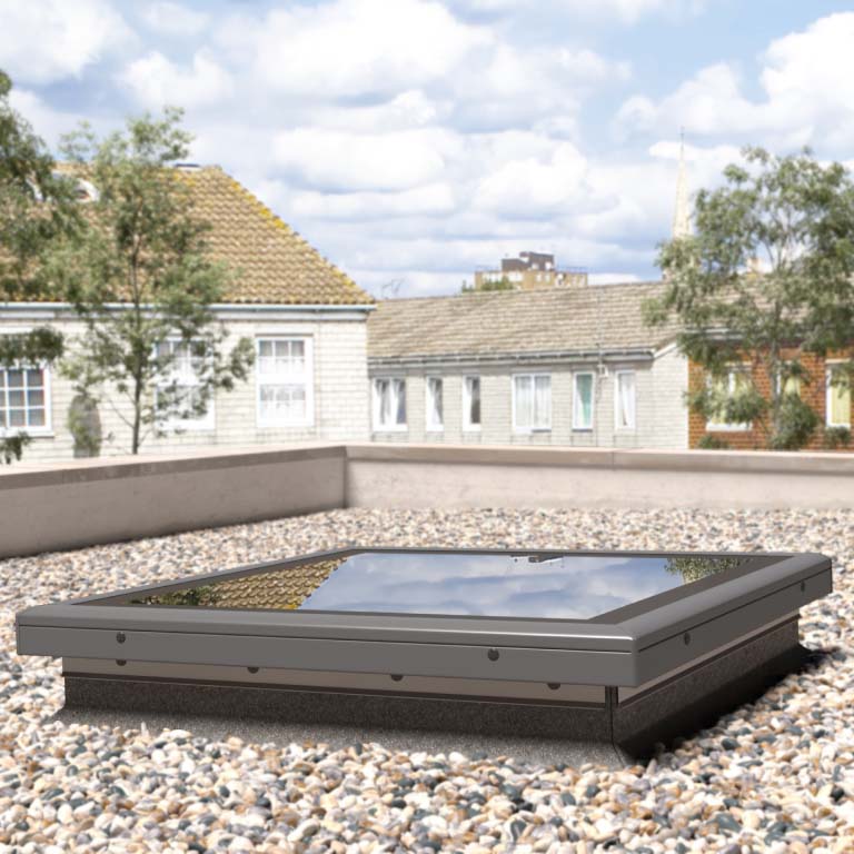 Claraboya fija instalada en cubierta plana