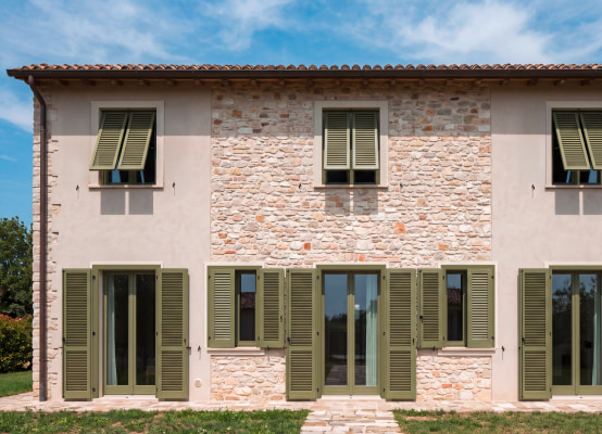 Contraventanas clásicas fachada Contraventanas clásicas fachada
