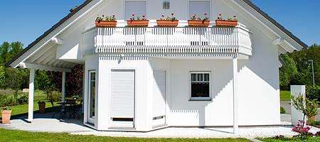 Protege la balconera con persianas enrollables