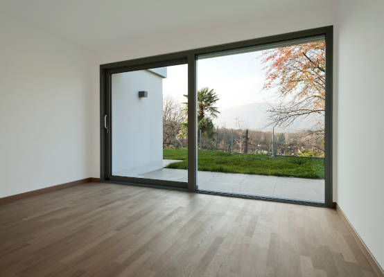 Vista interior de puerta para terraza de aluminio